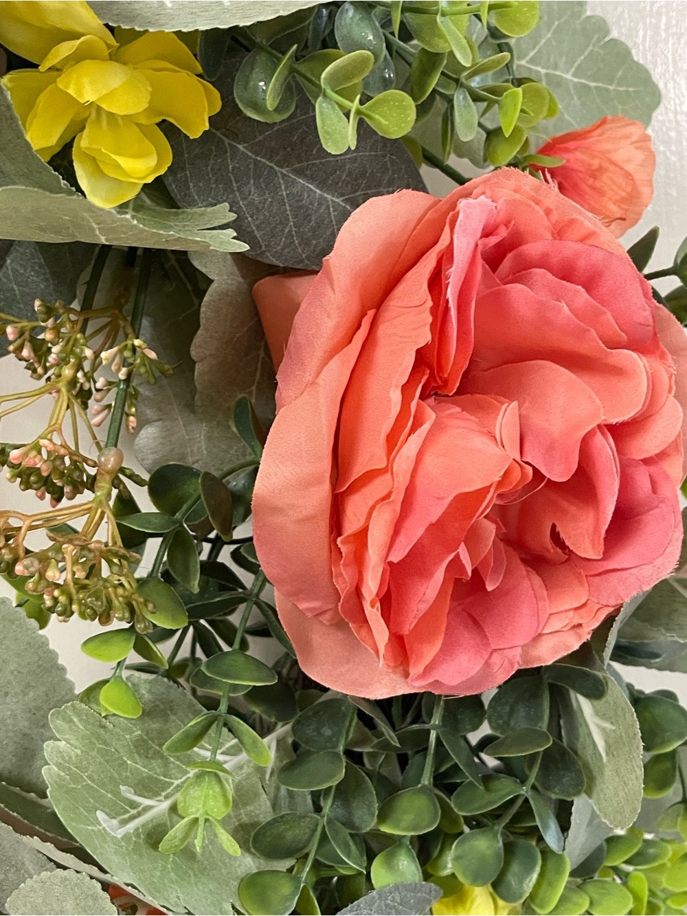 Orange Rose Ranunculus Wreath - Picture 8 of 11